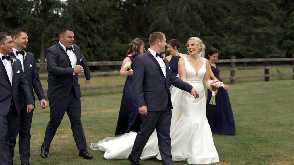 The Kelley Farm Wedding Bride and Groom with Wedding Party