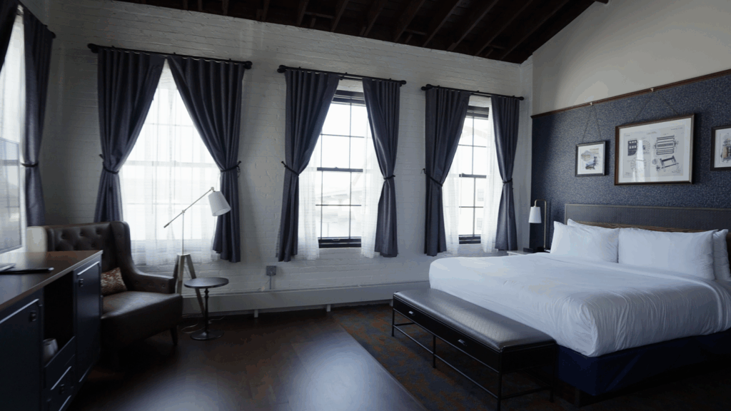 Is the Confluence Hotel a good wedding venue? Hotel room for guests to stay in. 